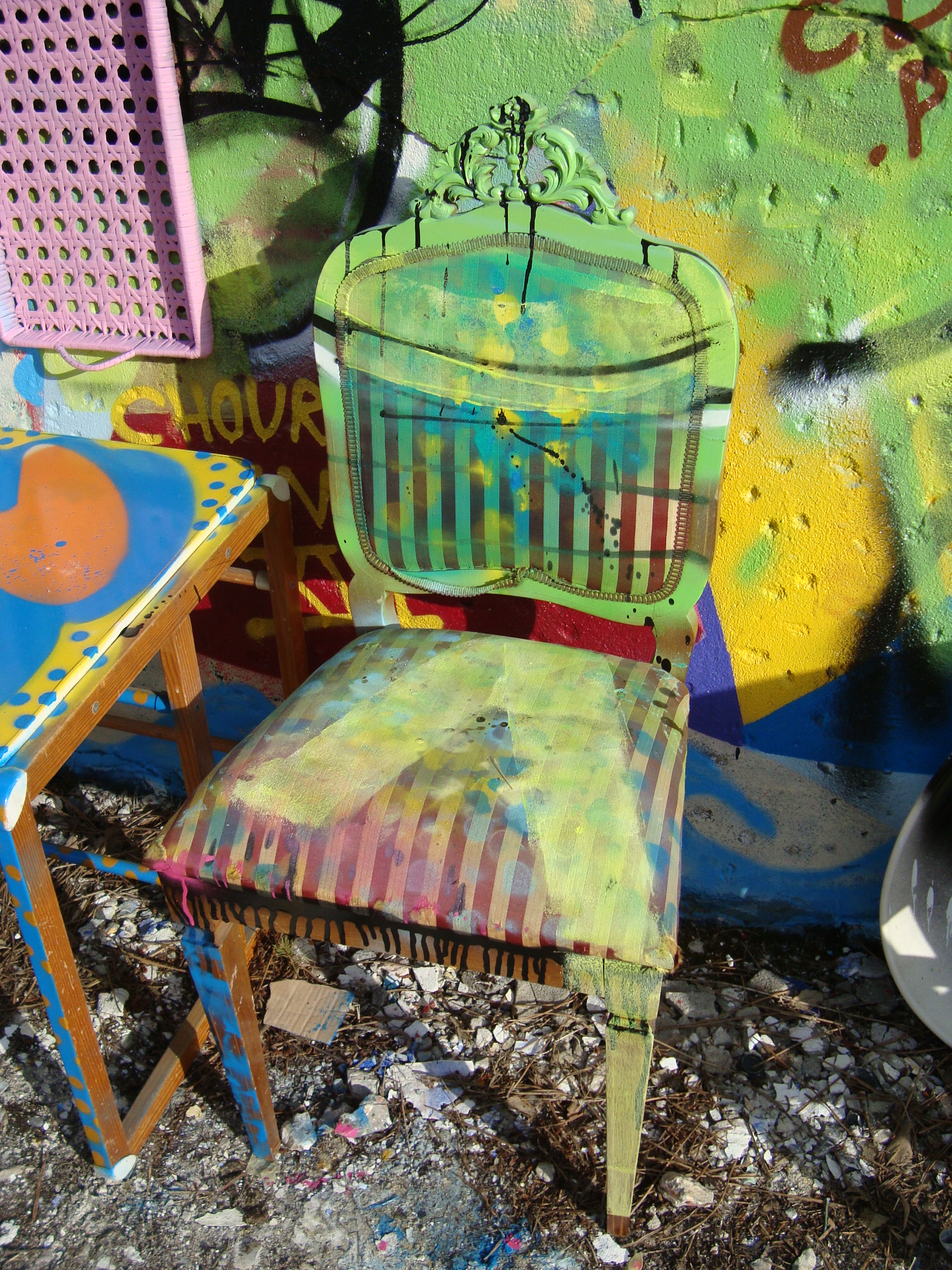 chair meets graffiti